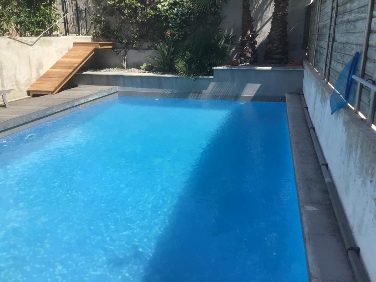 2 Pieces Rez-De-Jardin Dans Maison Avec Piscine Villeneuve-Loubet Exteriör bild