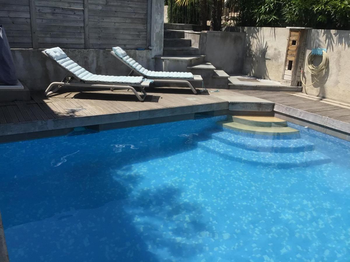 2 Pieces Rez-De-Jardin Dans Maison Avec Piscine Villeneuve-Loubet Exteriör bild