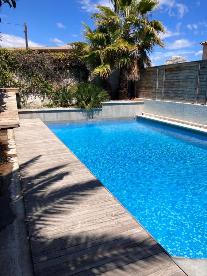 2 Pieces Rez-De-Jardin Dans Maison Avec Piscine Villeneuve-Loubet Exteriör bild