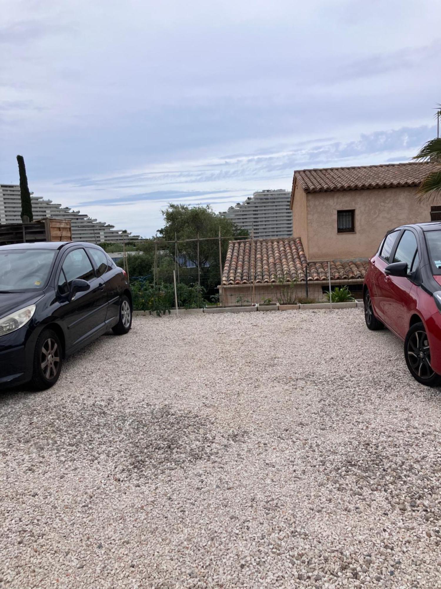 2 Pieces Rez-De-Jardin Dans Maison Avec Piscine Villeneuve-Loubet Exteriör bild